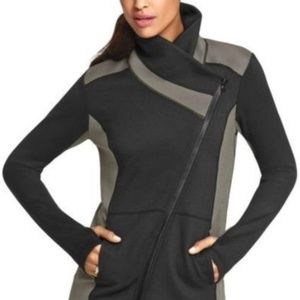 NWOT!  CAbi Dash Jacket